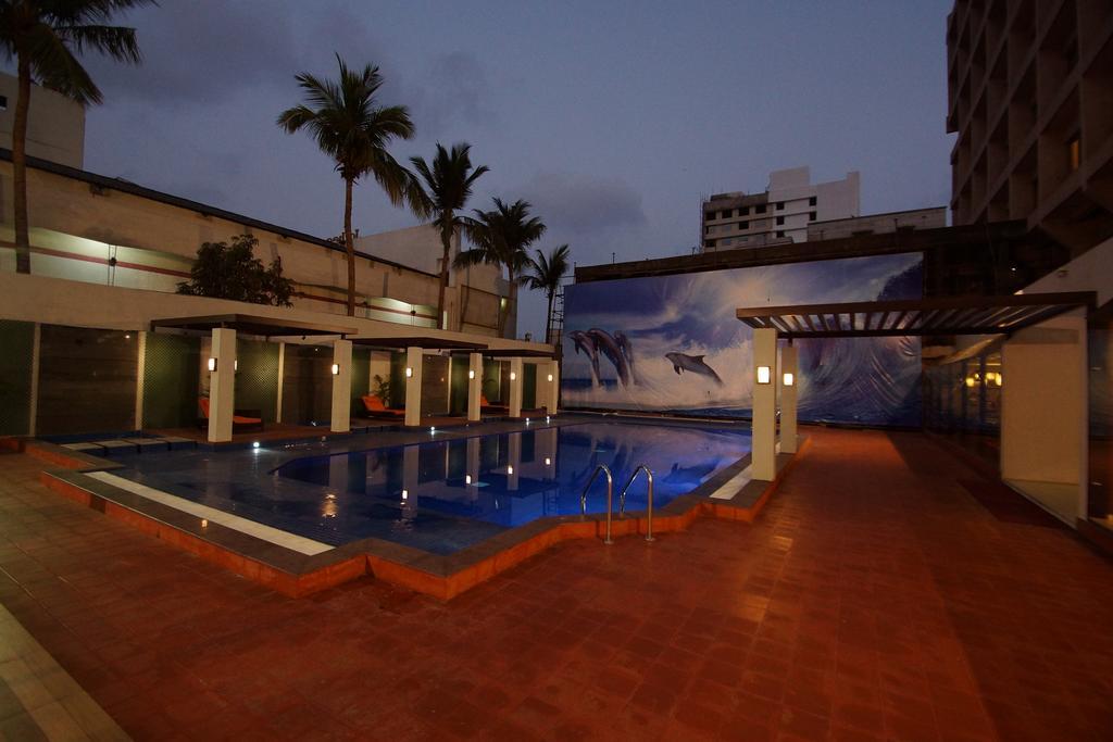 Dolphin Hotel Вишакхапатнам Экстерьер фото