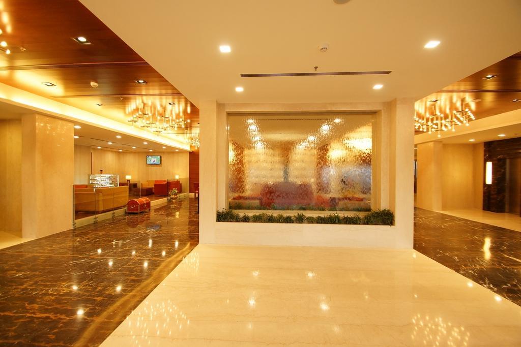 Dolphin Hotel Вишакхапатнам Экстерьер фото