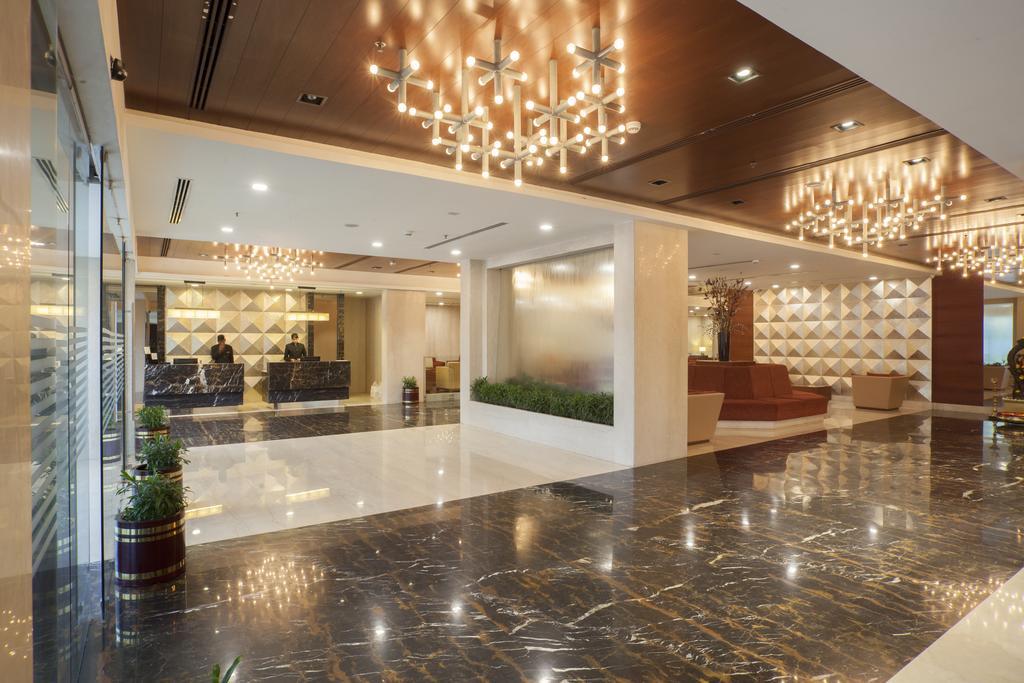 Dolphin Hotel Вишакхапатнам Экстерьер фото